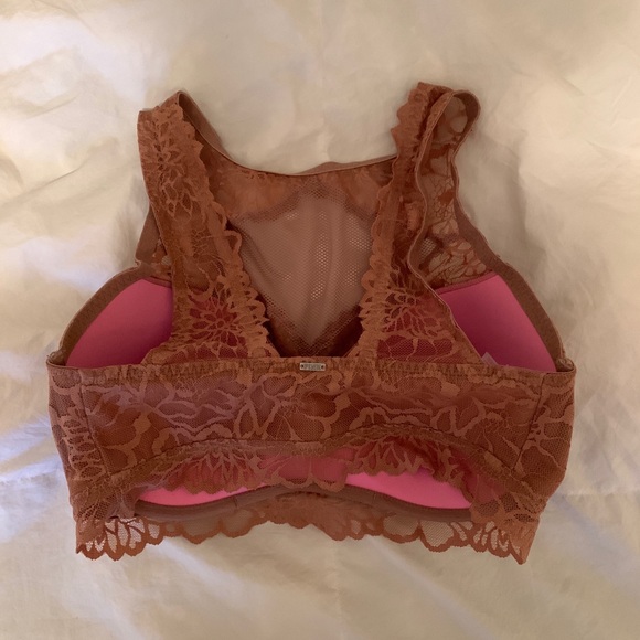 Victoria’s Secret Pink lace front bra - Picture 2 of 4